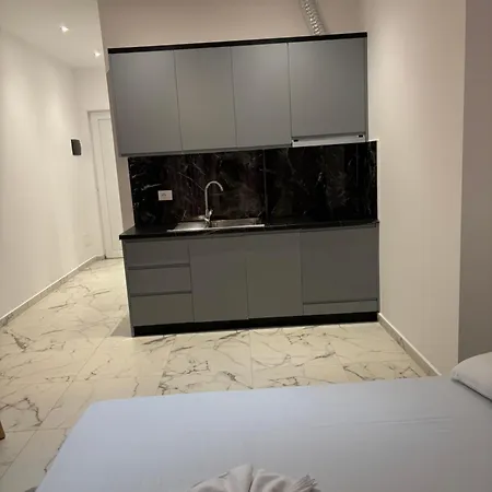 Season Apartment Durres