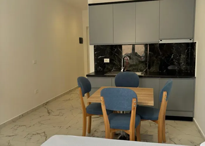 Season Apartment Durres